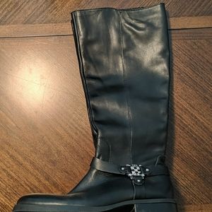 Vince Camuto Leather boots